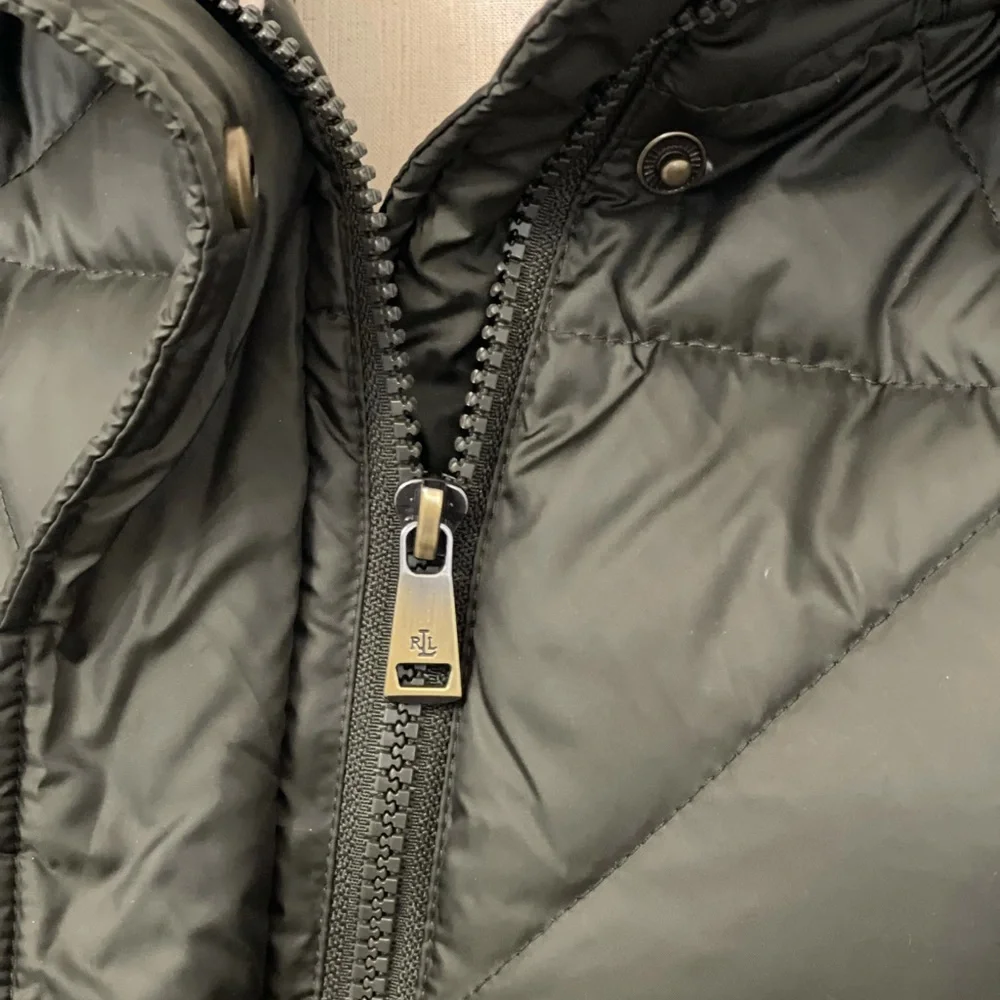 Lauren Ralph Lauren Faux Fur Trim Hooded Puffer Jacket In Litchfield Loden NWT - Picture 4 of 16